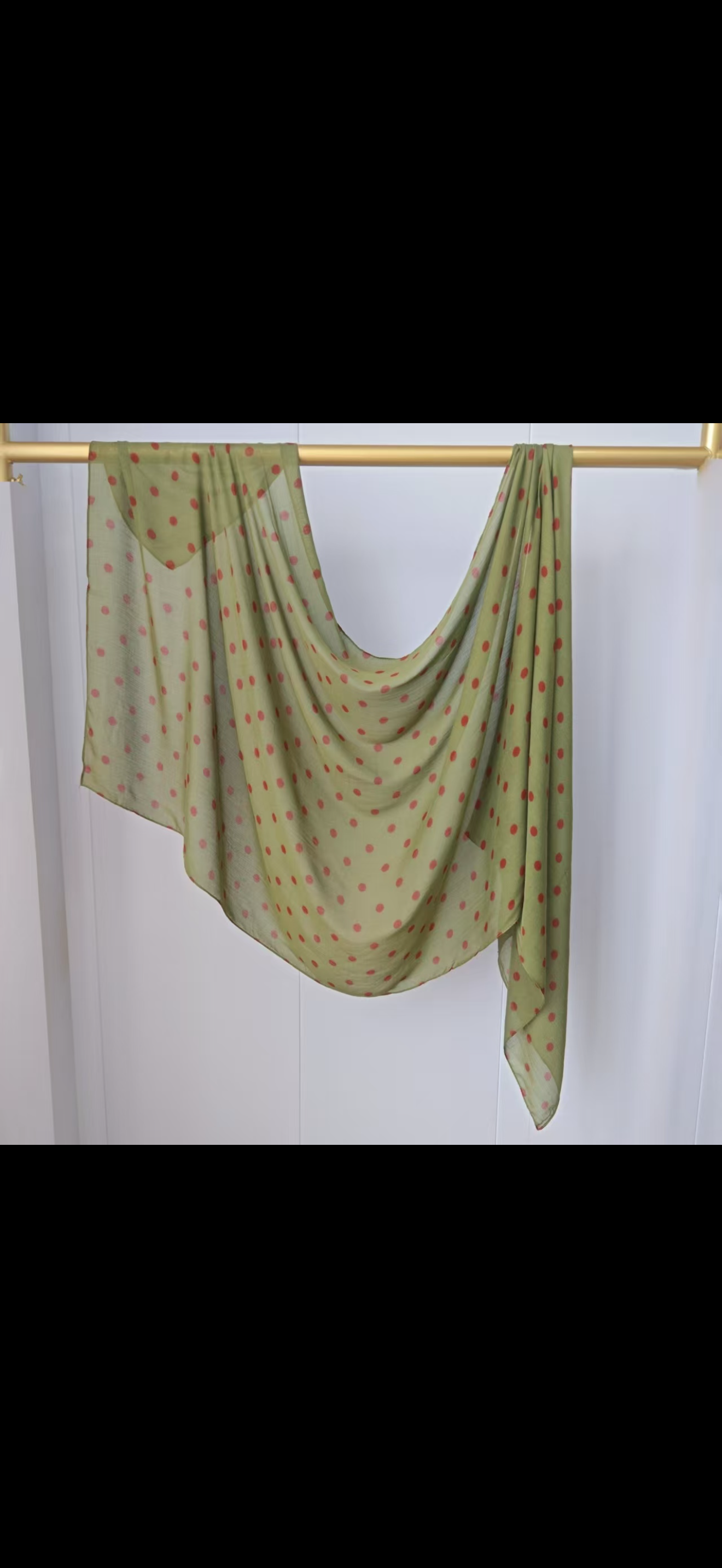 Pistachio Dot Hijab