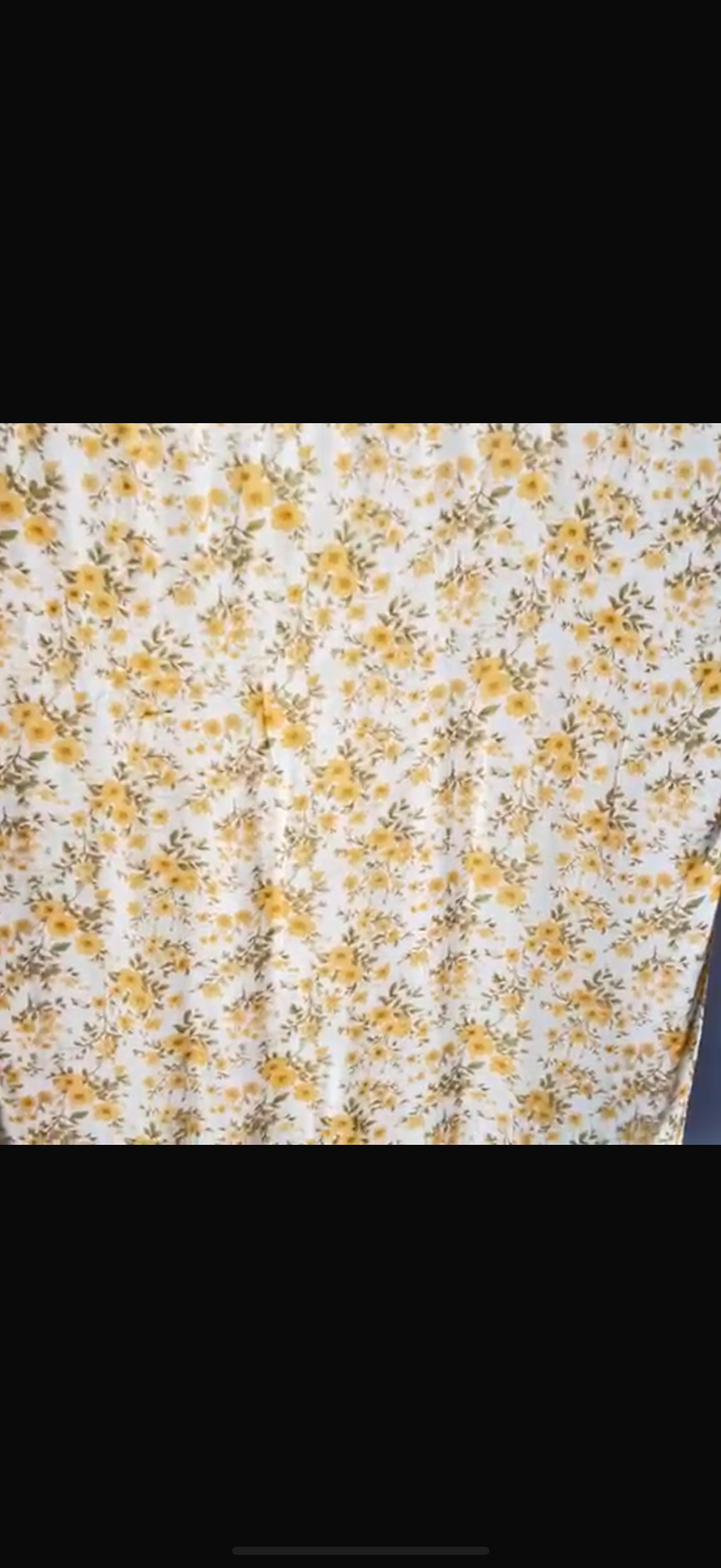 Golden Meadow modal Hijab set