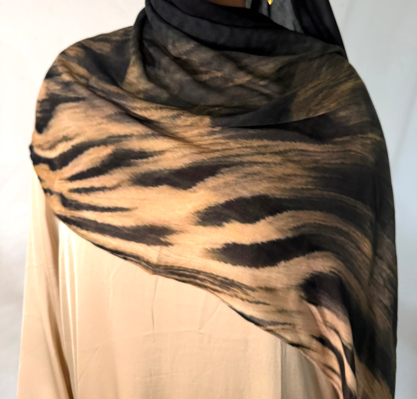 Trigger Modal Hijab set